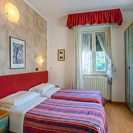 Hotel Paradiso 3*